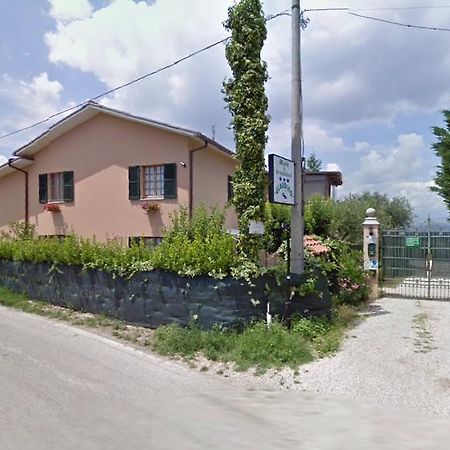 Bed&Breakfast Giardino Agritourist Controguerra Exteriör bild