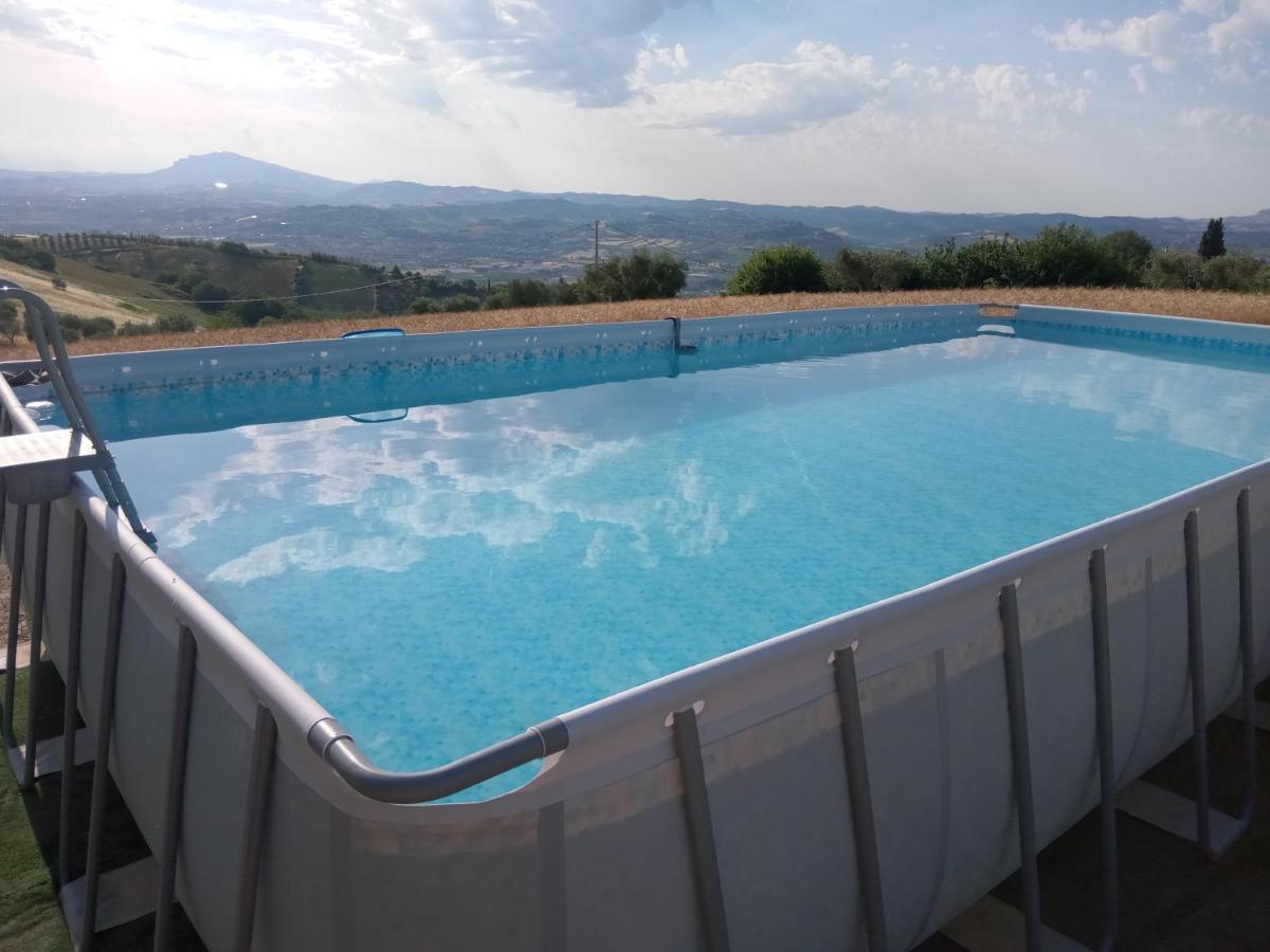 Bed&Breakfast Giardino Agritourist Controguerra Exteriör bild