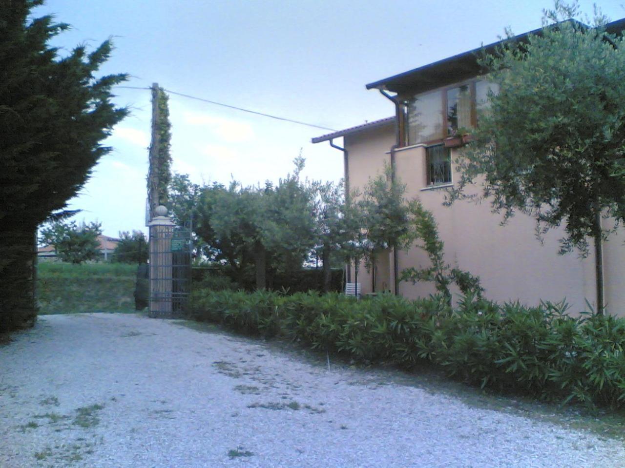Bed&Breakfast Giardino Agritourist Controguerra Exteriör bild